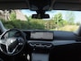 BMW 3-Serie Touring 318i | Facelift model | Apple Carplay | Parkeersensoren | Sportstoelen | 19 Inch | NL-Auto |