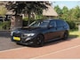 BMW 3-Serie Touring 318i | Facelift model | Apple Carplay | Parkeersensoren | Sportstoelen | 19 Inch | NL-Auto |