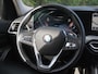 BMW 3-Serie Touring 318i | Facelift model | Apple Carplay | Parkeersensoren | Sportstoelen | 19 Inch | NL-Auto |