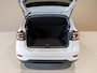 Volkswagen T-Cross 1.0 TSI Life 116pk / Navigatie / Stoelverwarming / Adaptieve cruise control / Apple carplay / Airco / Klimaatregeling /