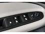 Fiat 600 1.2 Hybrid La Prima / Navi / Leer / Clima / Carplay / 2+6 Jaar Garantie