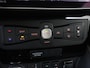 Nissan Leaf N-Connecta 39 kWh | airco automatisch | Apple Carplay/Android | cruise control adaptief | dodehoekdetectie met correctie | lichtmetalen velgen 17" | navigatiesysteem full map | rijstrooksensor met correctie | voorstoelen verwarmd | warmtepomp |