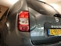 Dacia Duster 1.2 TCe 4x2 Blackshadow - VASTE 13 POLIGE TREKHAAK - TREKGEWICHT 1500 KG - BLUETOOTH - ONDERHOUDSHISTORIE AANWEZIG - PARKEERSENSOREN  ACHTER- CRUISE CONTROL - 16 INCH LICHT METALEN VELGEN MET 4 SEIZOENENBANDEN - NAVIGATIE - DAKRAILS