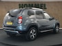 Dacia Duster 1.2 TCe 4x2 Blackshadow - VASTE 13 POLIGE TREKHAAK - TREKGEWICHT 1500 KG - BLUETOOTH - ONDERHOUDSHISTORIE AANWEZIG - PARKEERSENSOREN  ACHTER- CRUISE CONTROL - 16 INCH LICHT METALEN VELGEN MET 4 SEIZOENENBANDEN - NAVIGATIE - DAKRAILS