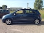 Mercedes-Benz B-klasse 170 Automaat - Airco ***WEGENS DE EXTREME WARMTE ZIJN WIJ VRIJDAG 26 JUNI VANAF 13:00 UUR GESLOTEN! ZATERDAG WEER GEOPEND VAN 09:00- TOT 15:00 UUR.***