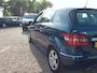 Mercedes-Benz B-klasse 170 Automaat - Airco ***WEGENS DE EXTREME WARMTE ZIJN WIJ VRIJDAG 26 JUNI VANAF 13:00 UUR GESLOTEN! ZATERDAG WEER GEOPEND VAN 09:00- TOT 15:00 UUR.***