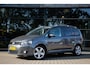 Volkswagen Touran 1.2 TSI Highline BlueMotion , Panoramadak, Cruise control, Achteruitrijcamera,