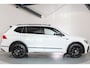 Volkswagen Tiguan Allspace 1.5 TSI Highline R-line Blackstyle 7-Persoons Panoramadak, 20'' Inch, Mooie en nette auto!