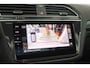 Volkswagen Tiguan Allspace 1.5 TSI Highline R-line Blackstyle 7-Persoons Panoramadak, 20'' Inch, Mooie en nette auto!