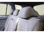 Volkswagen Tiguan Allspace 1.5 TSI Highline R-line Blackstyle 7-Persoons Panoramadak, 20'' Inch, Mooie en nette auto!