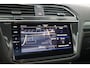 Volkswagen Tiguan Allspace 1.5 TSI Highline R-line Blackstyle 7-Persoons Panoramadak, 20'' Inch, Mooie en nette auto!