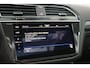 Volkswagen Tiguan Allspace 1.5 TSI Highline R-line Blackstyle 7-Persoons Panoramadak, 20'' Inch, Mooie en nette auto!