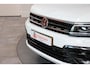 Volkswagen Tiguan Allspace 1.5 TSI Highline R-line Blackstyle 7-Persoons Panoramadak, 20'' Inch, Mooie en nette auto!