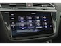 Volkswagen Tiguan Allspace 1.5 TSI Highline R-line Blackstyle 7-Persoons Panoramadak, 20'' Inch, Mooie en nette auto!