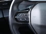 Peugeot e-2008 EV Allure Pack 50 kWh 1e Eigenaar | Camera | LED | Stoelverwarming | Navigatie 3D | 17" LMV | Apple Carplay & Android Auto