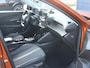 Peugeot e-2008 EV Allure Pack 50 kWh 1e Eigenaar | Camera | LED | Stoelverwarming | Navigatie 3D | 17" LMV | Apple Carplay & Android Auto