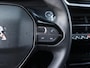 Peugeot e-2008 EV Allure Pack 50 kWh 1e Eigenaar | Camera | LED | Stoelverwarming | Navigatie 3D | 17" LMV | Apple Carplay & Android Auto