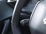 Peugeot e-2008 EV Allure Pack 50 kWh 1e Eigenaar | Camera | LED | Stoelverwarming | Navigatie 3D | 17" LMV | Apple Carplay & Android Auto
