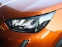 Peugeot e-2008 EV Allure Pack 50 kWh 1e Eigenaar | Camera | LED | Stoelverwarming | Navigatie 3D | 17" LMV | Apple Carplay & Android Auto