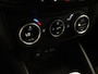 Fiat Tipo Stationwagon 1.0 Life - CAMERA - NAVIGATIE - VOLWAARDIG RESERVEWIEL - CLIMATE CONTROL - DAB AUDIO - CRUISE CONTROL - 16 INCH LICHT METALEN VERLGEN - MISTLAMPEN VOOR - 4 X ELEKTRISCHE RAMEN - VOORSTOELEN VERWARMD