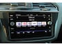 Volkswagen Tiguan 2.0 TSI 190pk DSG 4Motion R-Line Black | Trekgewicht 2.500KG | Leder | Panoramadak