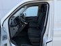 Volkswagen e-Transporter 113PK 37,3kWh L2H1 Elektrisch! 138KM WLTP Trekhaak Carplay Airco Stoelverwarming Parkeersensoren Transporter
