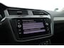 Volkswagen Tiguan Allspace 1.5 TSI Comfortline Business 7p. | Adapt. Cruise | Trekhaak | Stoelverw. | Dodehoek | All Season | Apple CarPlay | PDC V+A