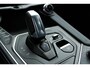 Lynk & Co 01 Plug-in Hybrid | Panoramadak | Adaptieve cruise control | Keyless | Verwarmbare voorstoelen | 20 inch Lichtmetalen velgen | Elektrische Achterklep | Apple CarPlay | Android Auto | Getint Glas | Bind Spot Information | 360 Graden Parkeercamera | Draadloze Telefoonlader | Stoelverwarming