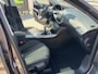 Peugeot 308 SW 1.2 PureTech Blue Lease Premium | trekhaak | cruise | clima | panoramadak | nw apk | nette auto | boekjes aanwezig
