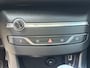 Peugeot 308 SW 1.2 PureTech Blue Lease Premium | trekhaak | cruise | clima | panoramadak | nw apk | nette auto | boekjes aanwezig