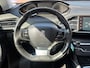 Peugeot 308 SW 1.2 PureTech Blue Lease Premium | trekhaak | cruise | clima | panoramadak | nw apk | nette auto | boekjes aanwezig