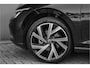 Volkswagen Golf 1.5 eTSI Move Style Pack ACC Camera 18"