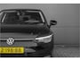 Volkswagen Golf 1.5 eTSI Move Style Pack ACC Camera 18"