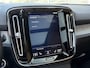 Volvo XC40 1.5 T3 Inscription / Automaat / NL-Auto / Dealer-Onderhouden / Vol-Leder / Open/Panodak / Stoelverwarming / Cruise-Control / Elektr.-Wegklapbare Trekhaak / Climate-Control / Standkachel / Digitaal-Dashboard / Keyless / LED / DAB / Navi / Apple-Carplay & Android-Auto / PDC-Achter met Camera / 19'' LMV / All-Season / ENZ.