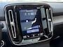 Volvo XC40 1.5 T3 Inscription / Automaat / NL-Auto / Dealer-Onderhouden / Vol-Leder / Open/Panodak / Stoelverwarming / Cruise-Control / Elektr.-Wegklapbare Trekhaak / Climate-Control / Standkachel / Digitaal-Dashboard / Keyless / LED / DAB / Navi / Apple-Carplay & Android-Auto / PDC-Achter met Camera / 19'' LMV / All-Season / ENZ.