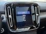 Volvo XC40 1.5 T3 Inscription / Automaat / NL-Auto / Dealer-Onderhouden / Vol-Leder / Open/Panodak / Stoelverwarming / Cruise-Control / Elektr.-Wegklapbare Trekhaak / Climate-Control / Standkachel / Digitaal-Dashboard / Keyless / LED / DAB / Navi / Apple-Carplay & Android-Auto / PDC-Achter met Camera / 19'' LMV / All-Season / ENZ.