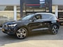 Volvo XC40 1.5 T3 Inscription / Automaat / NL-Auto / Dealer-Onderhouden / Vol-Leder / Open/Panodak / Stoelverwarming / Cruise-Control / Elektr.-Wegklapbare Trekhaak / Climate-Control / Standkachel / Digitaal-Dashboard / Keyless / LED / DAB / Navi / Apple-Carplay & Android-Auto / PDC-Achter met Camera / 19'' LMV / All-Season / ENZ.