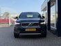 Volvo XC40 1.5 T3 Inscription / Automaat / NL-Auto / Dealer-Onderhouden / Vol-Leder / Open/Panodak / Stoelverwarming / Cruise-Control / Elektr.-Wegklapbare Trekhaak / Climate-Control / Standkachel / Digitaal-Dashboard / Keyless / LED / DAB / Navi / Apple-Carplay & Android-Auto / PDC-Achter met Camera / 19'' LMV / All-Season / ENZ.