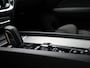 Volvo V60 2.0 B4 R-Design / Trekhaak / Stoelverwarming / Elektr. stoelverstelling bestuurder / Achteruitrijcamera / Keyless / BLIS