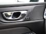 Volvo V60 2.0 B4 R-Design / Trekhaak / Stoelverwarming / Elektr. stoelverstelling bestuurder / Achteruitrijcamera / Keyless / BLIS