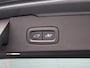 Volvo V60 2.0 B4 R-Design / Trekhaak / Stoelverwarming / Elektr. stoelverstelling bestuurder / Achteruitrijcamera / Keyless / BLIS