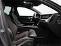 Volvo V60 2.0 B4 R-Design / Trekhaak / Stoelverwarming / Elektr. stoelverstelling bestuurder / Achteruitrijcamera / Keyless / BLIS