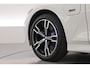 BMW 3-Serie 330e M-Sport | Rijklaar! | Widescreen | ShadowLine | HUD | Dodehoek | Leder | Stuur-Stoelverw. | Nav+App.Connect | Sfeerverl. | Elek. Klep | LED | Rijmodus | Cruise V