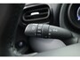 Toyota Yaris 1.5 Hybrid Team D | Apple CarPlay & Android Auto | Achteruitrijcamera | Cruise Control | DAB | Airco | 16"