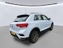 Volkswagen T-Roc 1.0 TSI 110pk Style / Clima / LM 17'' / Navi / Parkeersensoren
