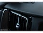 Volvo XC60 2.0 T8 Plug-in hybrid AWD Inscription Exclusive | Luchtvering | Bowers & Wilkens | 21 Inch | ACC | HUD | Pano | Trekhaak | Tailored Wool | Stoel en Stuurwielverw. | Google Infotainment