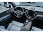 Volvo XC60 2.0 T8 Plug-in hybrid AWD Inscription Exclusive | Luchtvering | Bowers & Wilkens | 21 Inch | ACC | HUD | Pano | Trekhaak | Tailored Wool | Stoel en Stuurwielverw. | Google Infotainment