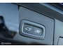Volvo XC60 2.0 T8 Plug-in hybrid AWD Inscription Exclusive | Luchtvering | Bowers & Wilkens | 21 Inch | ACC | HUD | Pano | Trekhaak | Tailored Wool | Stoel en Stuurwielverw. | Google Infotainment