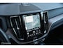 Volvo XC60 2.0 T8 Plug-in hybrid AWD Inscription Exclusive | Luchtvering | Bowers & Wilkens | 21 Inch | ACC | HUD | Pano | Trekhaak | Tailored Wool | Stoel en Stuurwielverw. | Google Infotainment