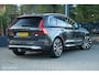 Volvo XC60 2.0 T8 Plug-in hybrid AWD Inscription Exclusive | Luchtvering | Bowers & Wilkens | 21 Inch | ACC | HUD | Pano | Trekhaak | Tailored Wool | Stoel en Stuurwielverw. | Google Infotainment